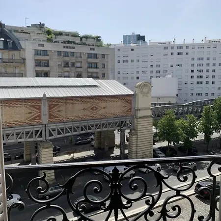 Typiquement Parisien Appartement *